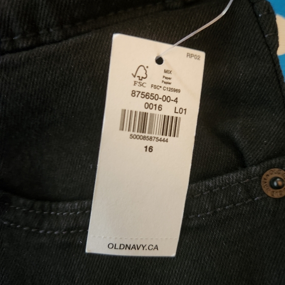NWT - Old Navy kids 16 jeans - 3 pack deal for back to school - Picture 3 of 16